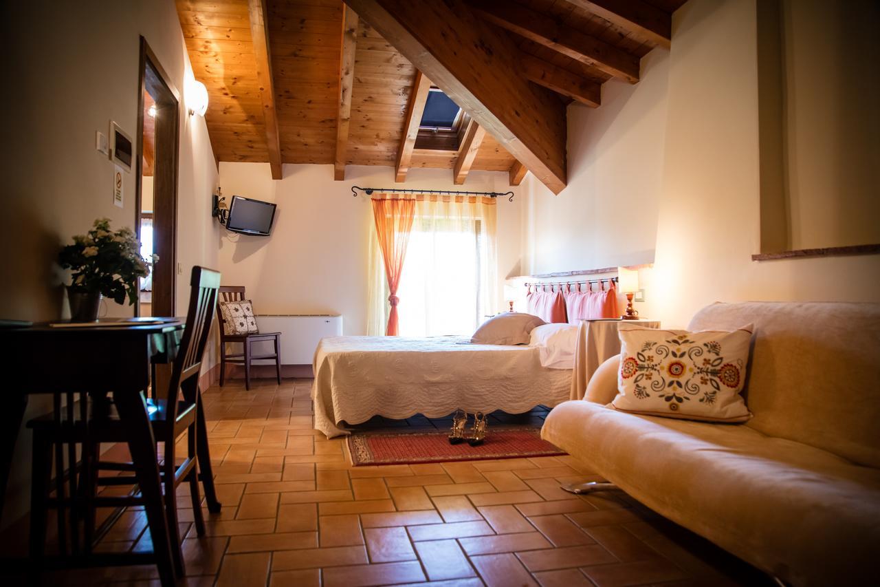 Agriturismo Villa Dei Mulini ヴォルタ・マントヴァーナ エクステリア 写真