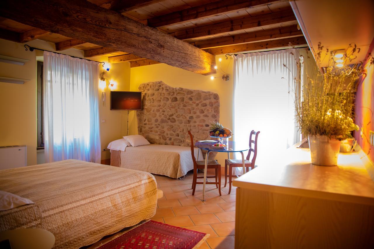 Agriturismo Villa Dei Mulini ヴォルタ・マントヴァーナ エクステリア 写真